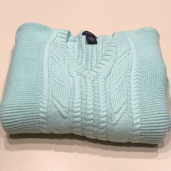 IZOD V NECK Mint Green SWEATER - Picture 2 of 4